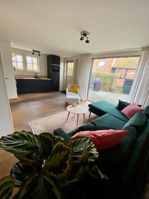 Loosan Lodges Gastenhuis Reutum エクステリア 写真